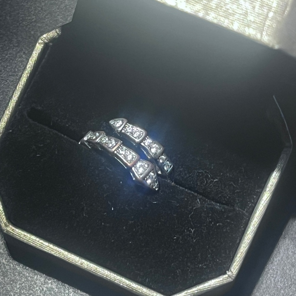 Bulgari Silver and Diamond Women's Ring